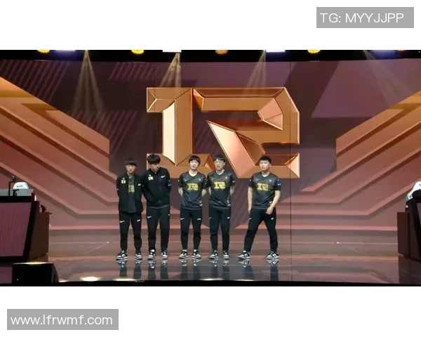 S15电竞总决赛和平精英耐力榜单出炉RNG强势领跑TOP10团队表现精彩纷呈 S15电竞总决赛和平精英耐力榜单出炉RNG强势领跑TOP10团队表现精彩纷呈